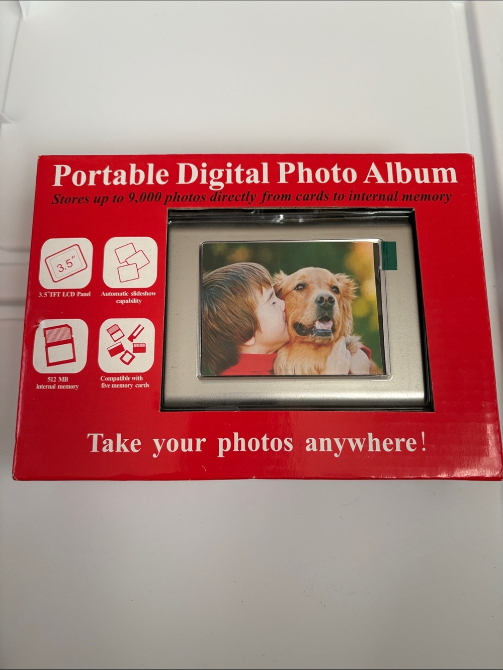 Portable Digital Photo Album - Red Packaging, Silver Frame